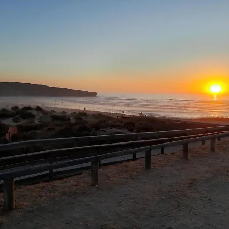 Sunset - Costa Vicentina Гостевой дом Одесейше